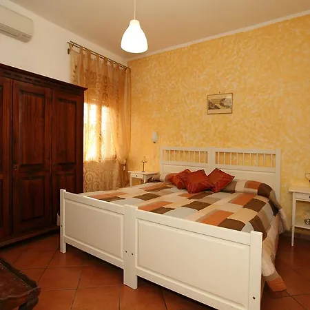 Casa Del Sole 2 Bed and Breakfast
